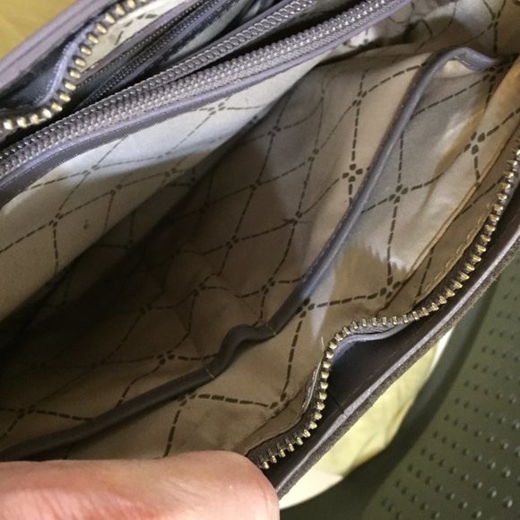 Handbag - Picture 7 of 12